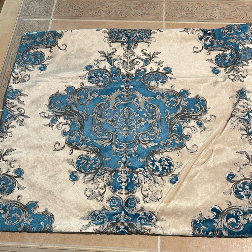 Setbog 2 decorative accent pillow covers Teal Blue Cream & grey 23”x23”